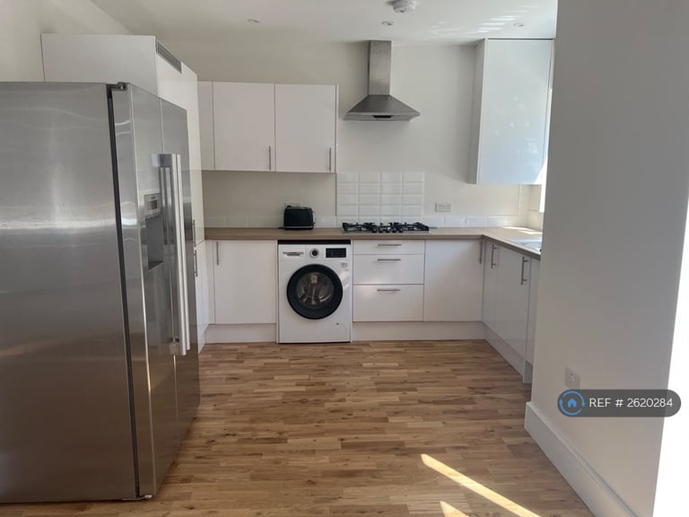 1 bedroom in Stourvale Road, Bournemouth, BH5 (#2620284)