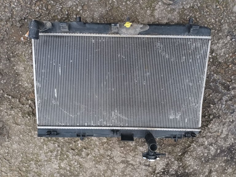 17 yaris 1.5 radiator & ac condenser