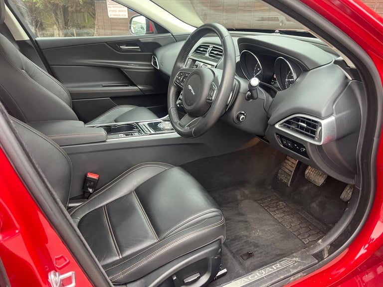 2015 Jaguar XE 2.0 GTDi Prestige Auto Euro 6 (s/s) 4dr SALOON Petrol Automatic