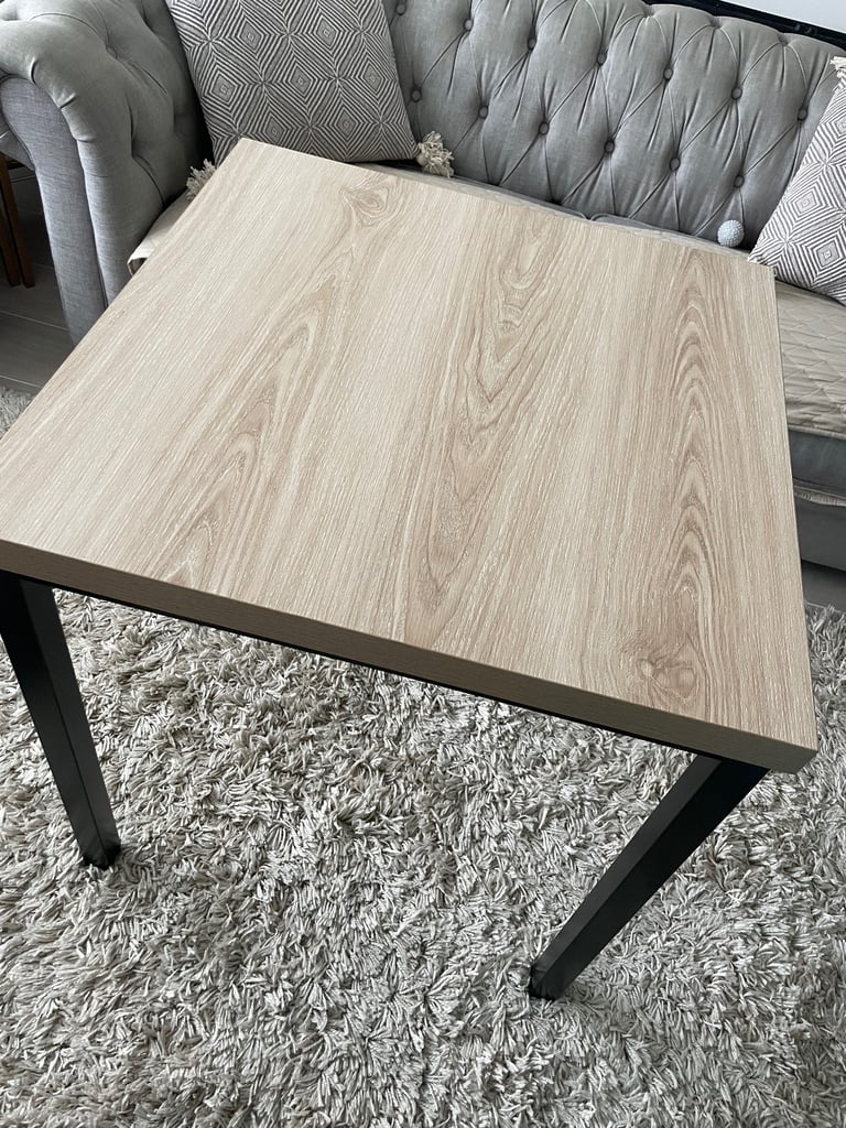 Square dining table