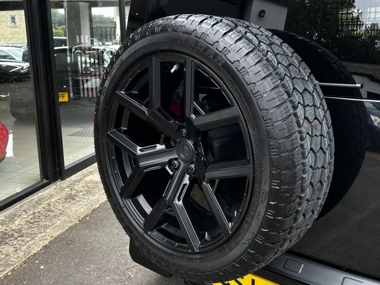 2023 Land Rover Defender 3.0 D250 MHEV HSE Hard Top SUV 3dr Diesel Auto 4WD SWB Euro 6 (s/s) (250...