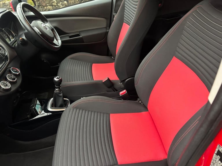 2015 Toyota Yaris 1.33 Dual VVT-i Sport Euro 5 5dr Euro 5 HATCHBACK Petrol Manual