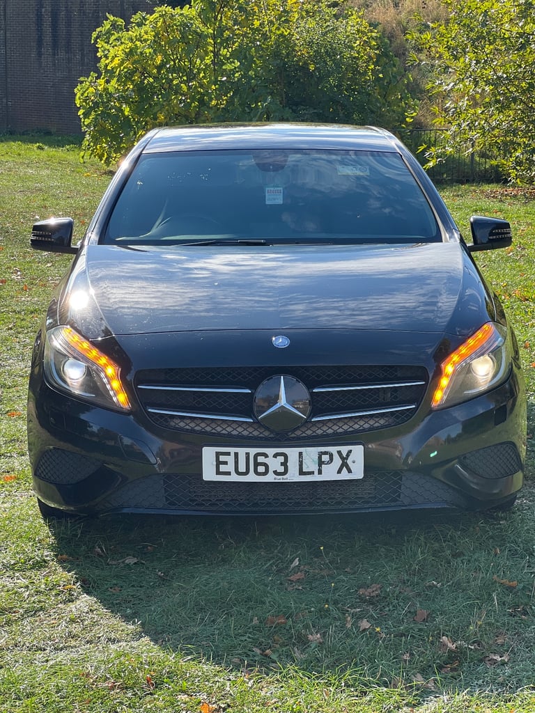 MERCEDES-BENZ A200 SPORT 2014