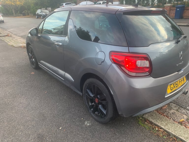 Citroen, DS3, Hatchback, 2011, Manual, 1560 (cc), 3 doors