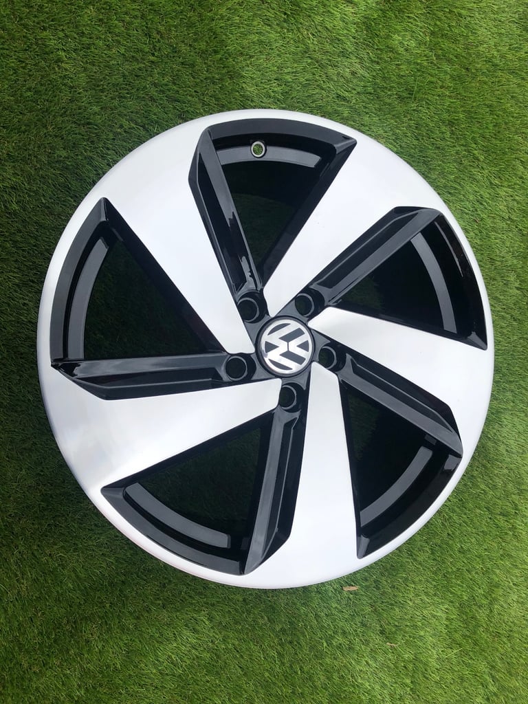 image for 1 X 18” VW GOLF MILTON KEYNES ALLOY WHEEL GTI VOLKSWAGEN 5G0 601 025 CN