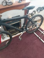 Full size mens Mountain bike