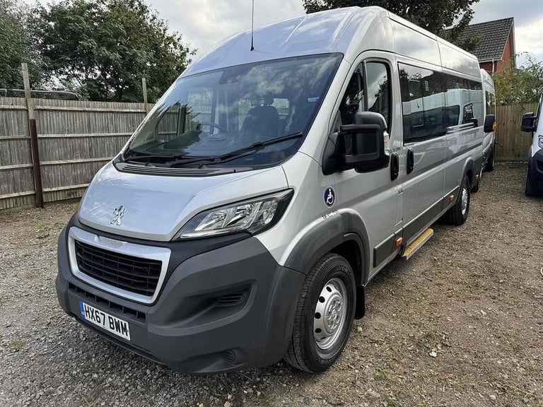 2017 Peugeot Boxer 2.0 BlueHDi H2 Window Van 130ps NA DIESEL Manual