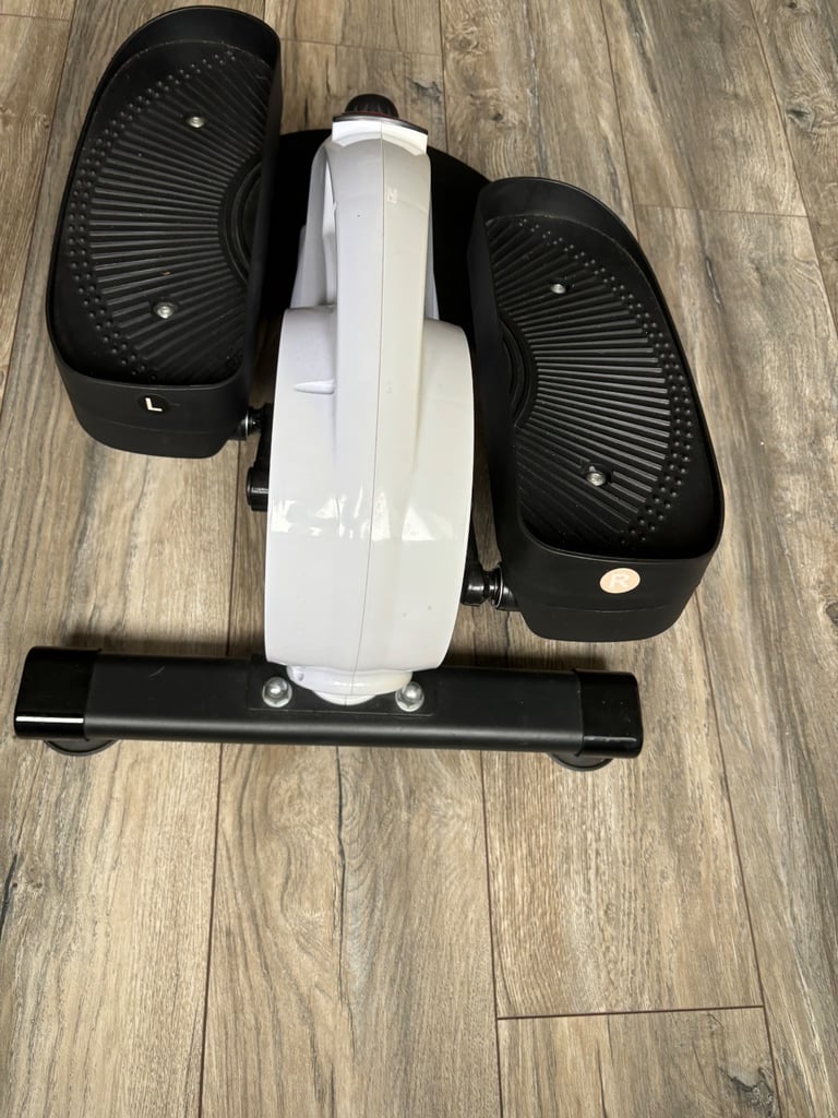 YYfit under desk elliptical machine