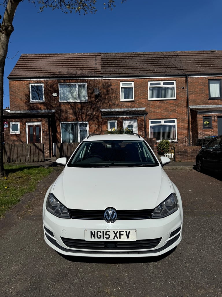 Volkswagen, GOLF, Estate, 2015, Semi-Auto, 1598 (cc), 5 doors