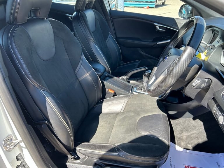 2015 Volvo V40 1.6 T2 R-Design Hatchback 5dr Petrol Manual Euro 5 (s/s) (120 ps) Hatchback Petrol...