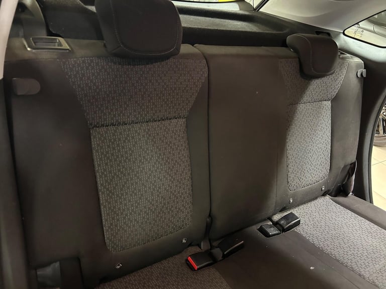 2018 Vauxhall Crossland X 1.6 Turbo D ecoTEC SE Euro 6 (s/s) 5dr HATCHBACK Diesel Manual