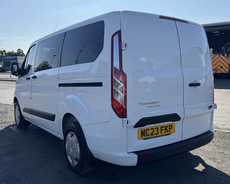2023 Ford Transit Custom 2.0 EcoBlue 130ps Low Roof Trend 9 Seat MPV MPV Diesel Manual