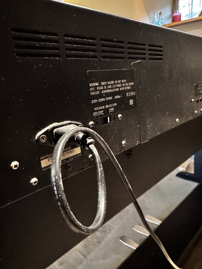 Akai pg2 88 key hammer action stage piano