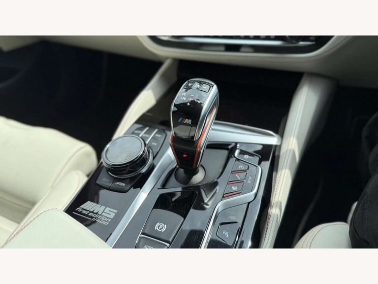 2019 BMW 5 Series 4.4 M5 Auto 4WD 4dr Saloon Petrol Automatic