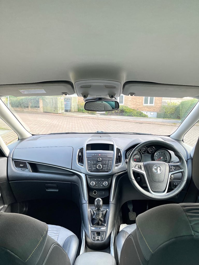 2014 VAUXHALL ZAFIRA TOURER SE CDTI 2.0 DIESEL 7 SEATER MPV BLUE