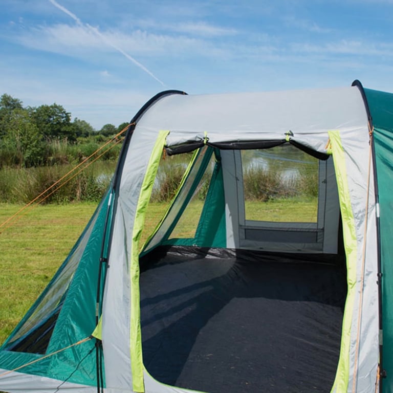 Used Once Coleman Mosedale 5 Tent Blackout Bedrooms Family Tent Camping Large 