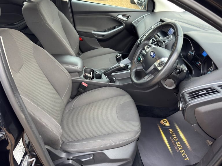 2014 Ford Focus 1.0 125 EcoBoost Titanium 5dr HATCHBACK PETROL Manual