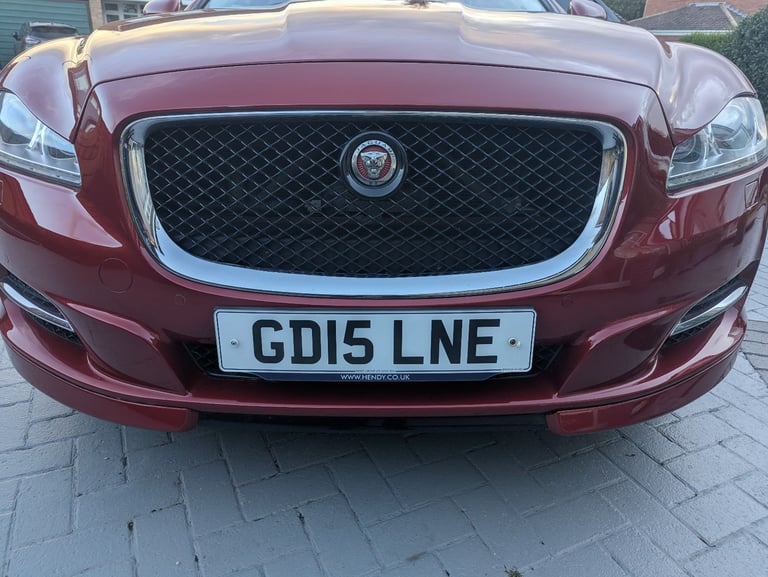 Jaguar, XJ, Saloon, 2015, 2993 (cc), 4 £26,886 SPENT