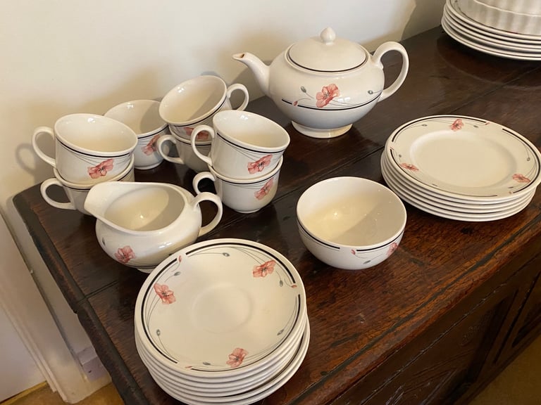 Summerfields dinner and tea service