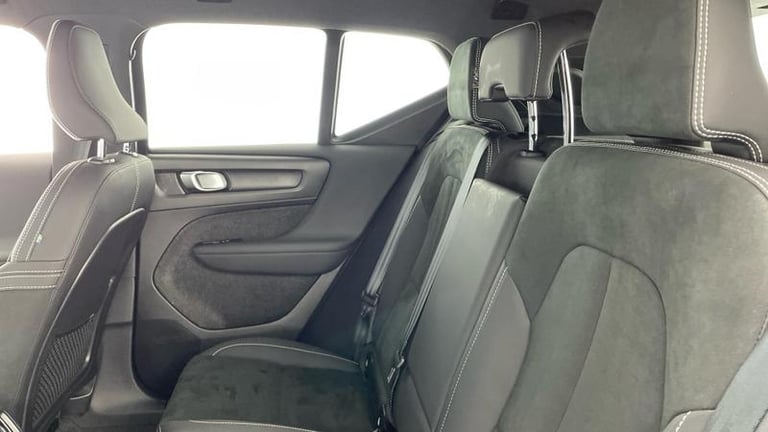 2025 Volvo XC40 Plus B4 Mild hybrid Petrol Dark Automatic SUV Petrol Automatic