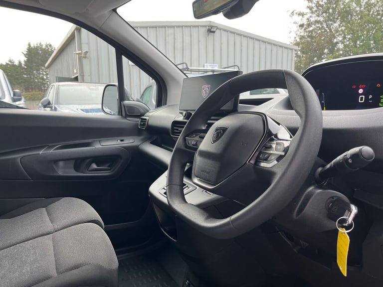 Peugeot Partner 1.5 Bluehdi 1000 Asphalt Standard Panel Van 5dr Diesel Eat8