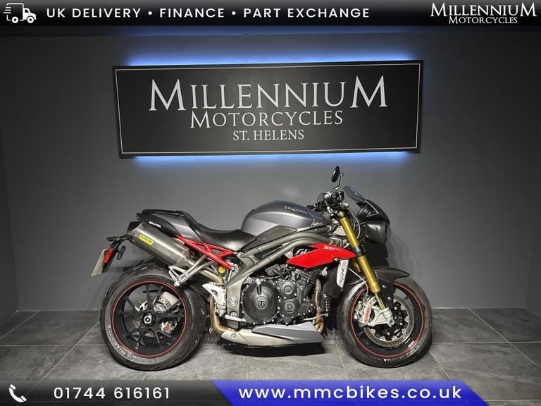 image for 2026 TRIUMPH SPEED TRIPLE R 1050 PERFORMANCE NAKED BIKE WITH ARROW CANS