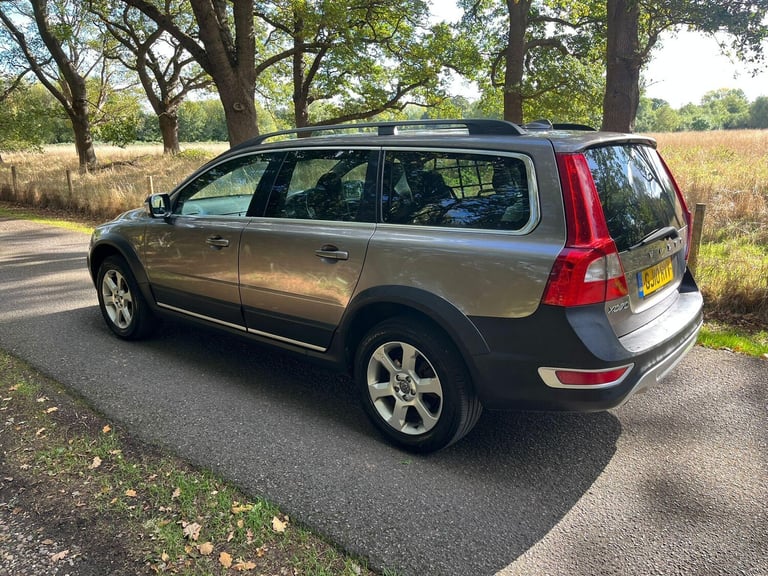 2010 Volvo XC70 2.4 D5 SE Geartronic AWD Euro 5 5dr ESTATE Diesel Automatic