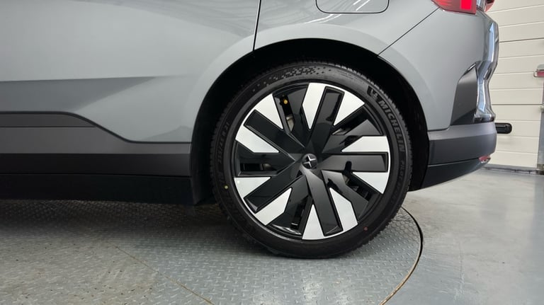 2025 Polestar Polestar 4 Polestar 4 Long Range Single Motor -Pilot-Pro-Plus-21' Alloys Estate Ele...