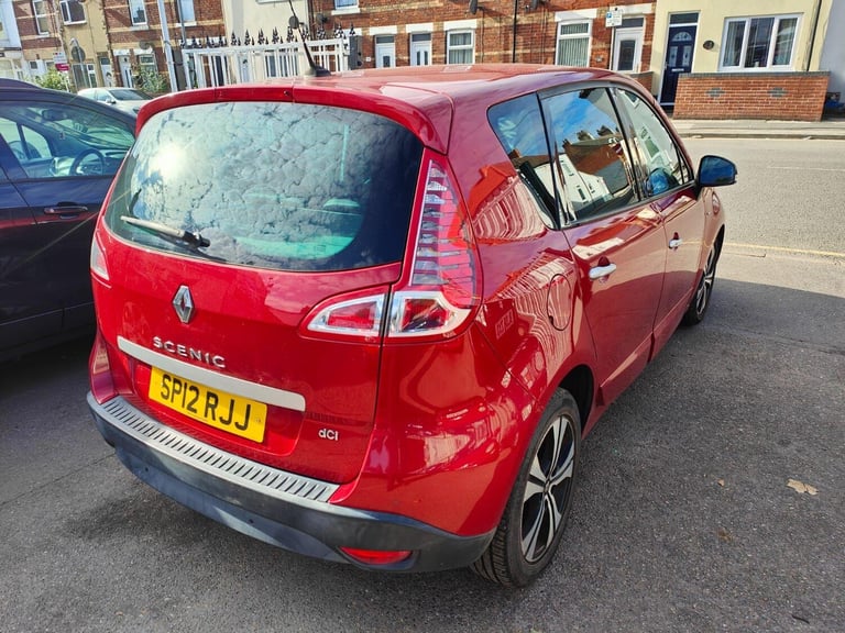 2012 Renault Scenic 1.6 dCi Dynamique TomTom Euro 5 (s/s) 5dr MPV Diesel Manual