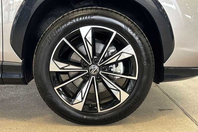 2024 MG MG HS 1.5 T-GDI SE 5dr ESTATE PETROL Manual