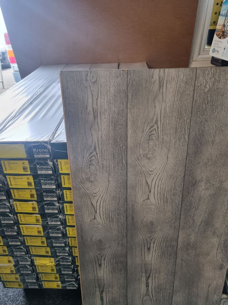Laminate flooring 8mm thick 