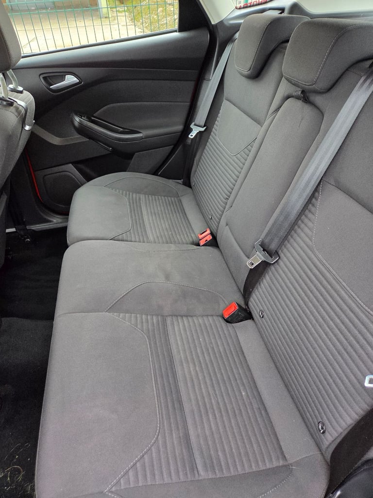 Ford, FOCUS, Hatchback, 2015, Manual, 1499 (cc), 5 doors