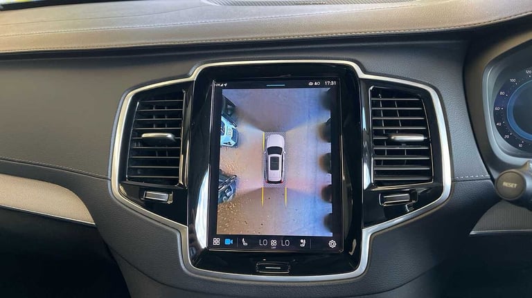 2023 Volvo XC90 2.0 B5D (235) Plus Dark 5dr AWD Geartronic SUV Diesel Automatic