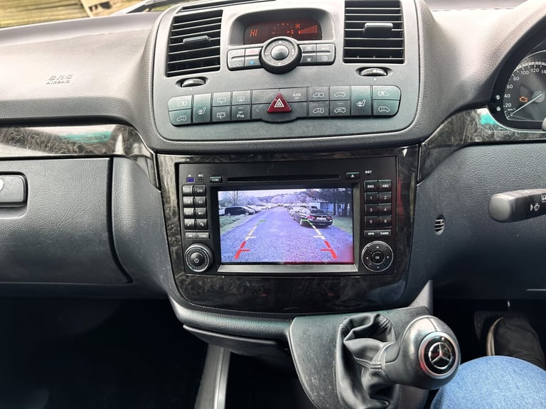 FRESH IMPORT 2013 MERCEDES-BENZ V350 AMBIENTE VIANO 3.5 V6 AUTO ULEZ COMPLIANT