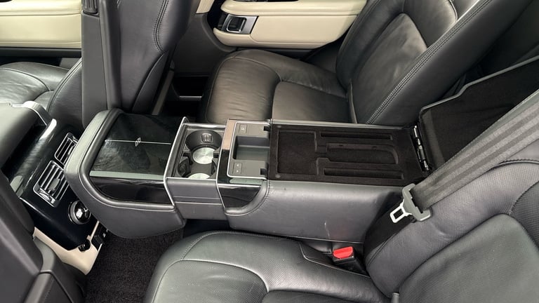 2019 Land Rover Range Rover 4.4 SD V8 Autobiography SUV 5dr Diesel Auto 4WD Euro 6 (s/s) (339 ps)...
