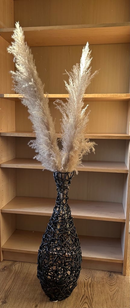 image for Free wooden woven vase 