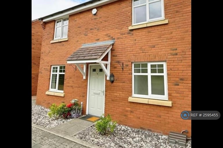 image for 4 bedroom house in Poppy Close, Stratford Upon Avon, CV37 (4 bed) (#2595455)