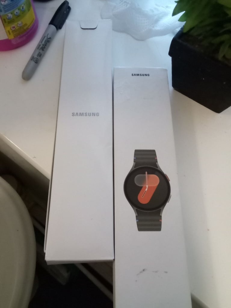 Samsung watch 7 40mm WiFi+GPS 