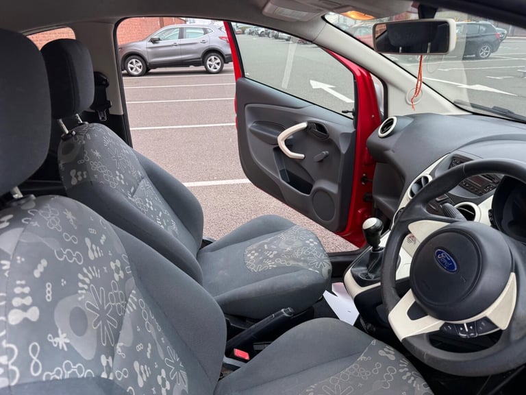 2013 Ford Ka 1.2 Studio Connect 3dr [Start Stop] HATCHBACK PETROL Manual