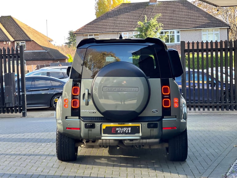 2020 Land Rover Defender 110 2.0 SD4 S SUV + BODYKIT + 22 ALLOYS + 5dr Diesel Auto 4WD Euro 6 (s/...