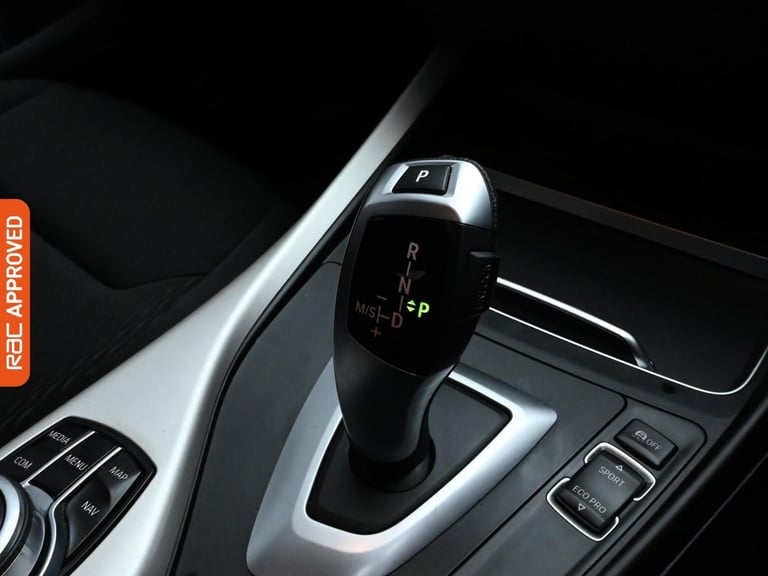 2019 BMW 1 Series 118i [1.5] SE 5dr [Nav/Servotronic] Step Auto HATCHBACK PETROL Automatic