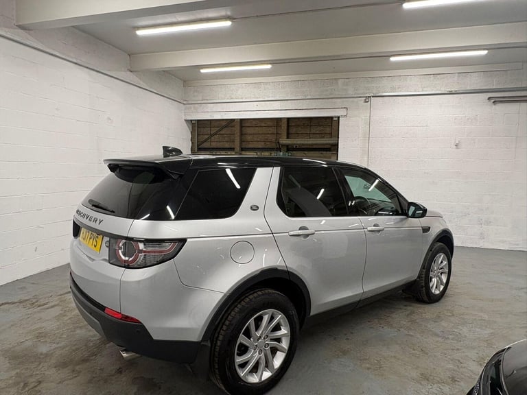 2017 Land Rover Discovery Sport 2.0 TD4 SE Tech 4WD Euro 6 (s/s) 5dr ESTATE Diesel Manual