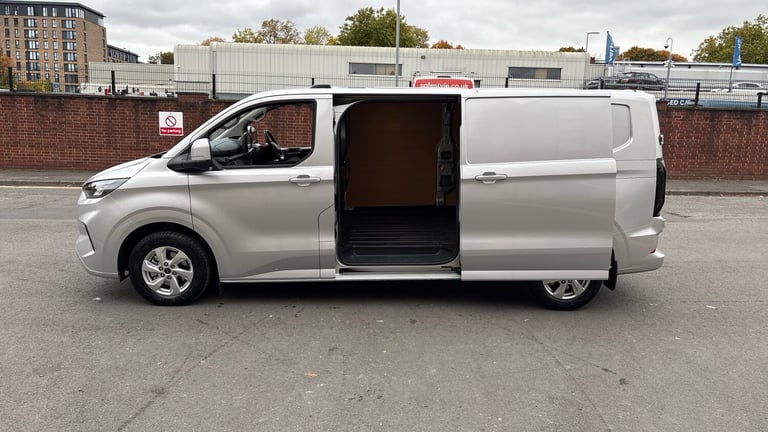 2025 Ford Transit Custom 2.0 EcoBlue 136ps H1 Van Limited Auto PANEL VAN DIESEL Automatic