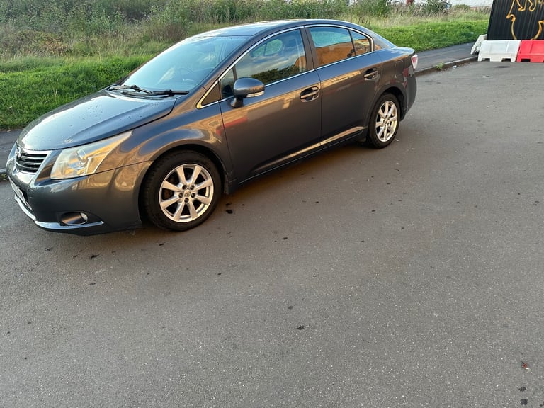 TOYOTA AVENSIS 2009 5DR PETROL**MOT TILL  28/08/2026 EXCELLENT CONDITION