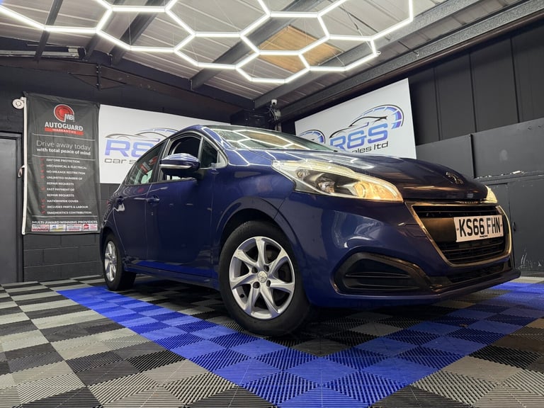 image for 2016 Peugeot 208 1.2 PureTech 82 Active 5dr HATCHBACK Petrol Manual