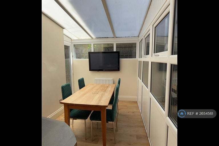 4 bedroom house in Shortridge Terrace, Newcastle Upon Tyne, NE2 (4 bed) (#2654561)
