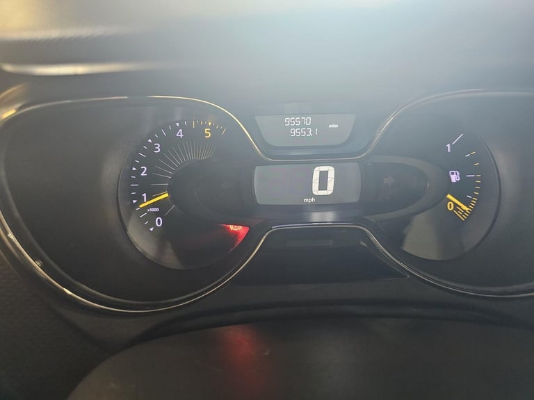 2014 Renault Captur 1.5 dCi 90 Dynamique MediaNav Energy 5dr HATCHBACK DIESEL Manual