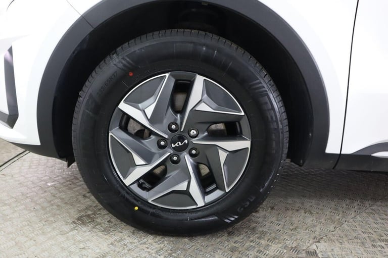 2022 Kia Sorento 1.6 h T-GDi 2 Auto AWD Euro 6 (s/s) 5dr ESTATE PETROL/ELECTRIC Automatic