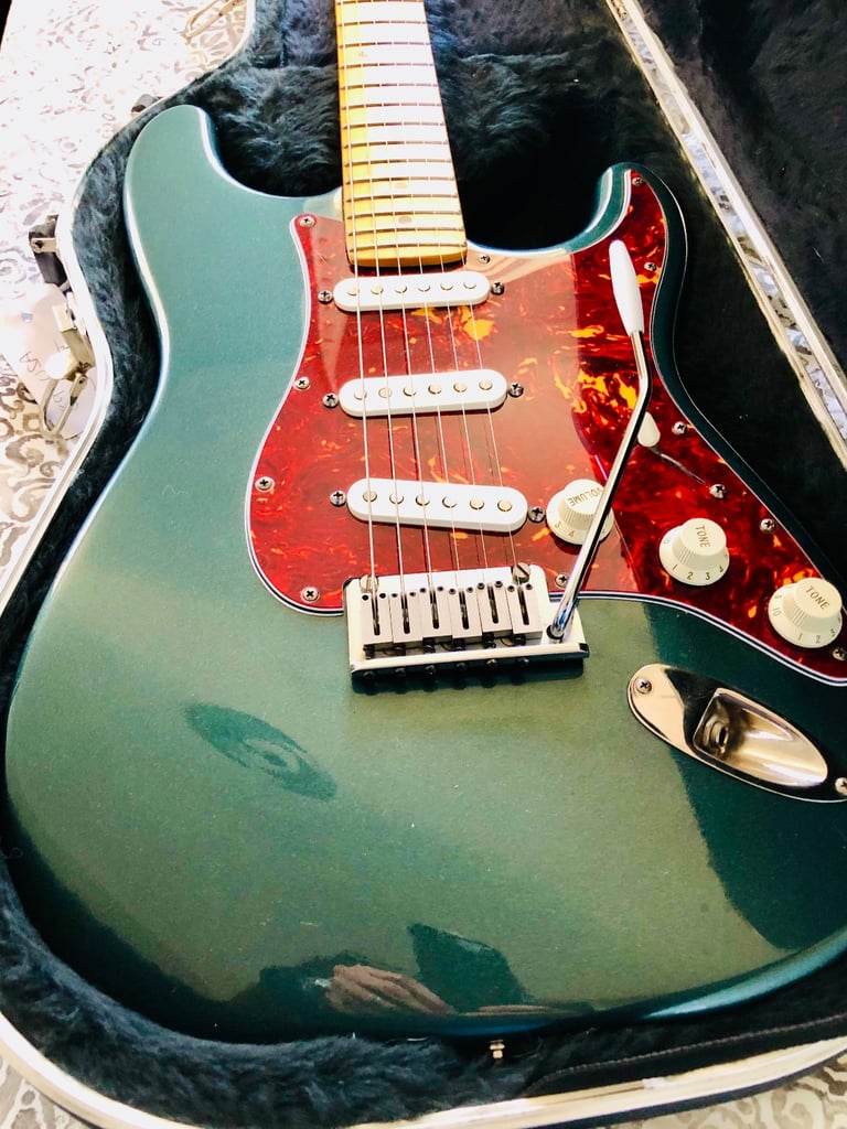 Vintage 89 USA Strat. Super Clean