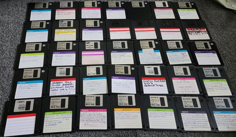 image for 34 Used 3.5 Floppy Discs 